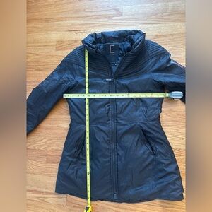 Helly Hansen light puffer size women’s size M